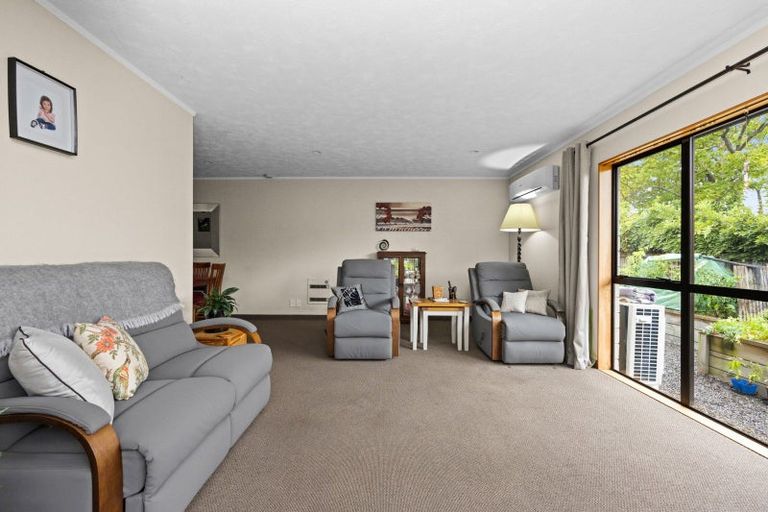 Photo of property in 53d Church Road, Taradale, Napier, 4112