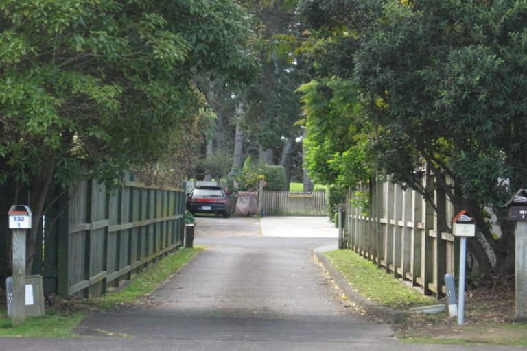 Photo of property in 1/131 Carnoustie Drive, Wattle Downs, Auckland, 2103