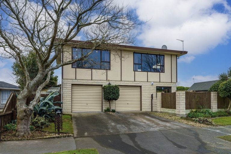 Photo of property in 23 Freebairn Street, Redwood, Christchurch, 8051