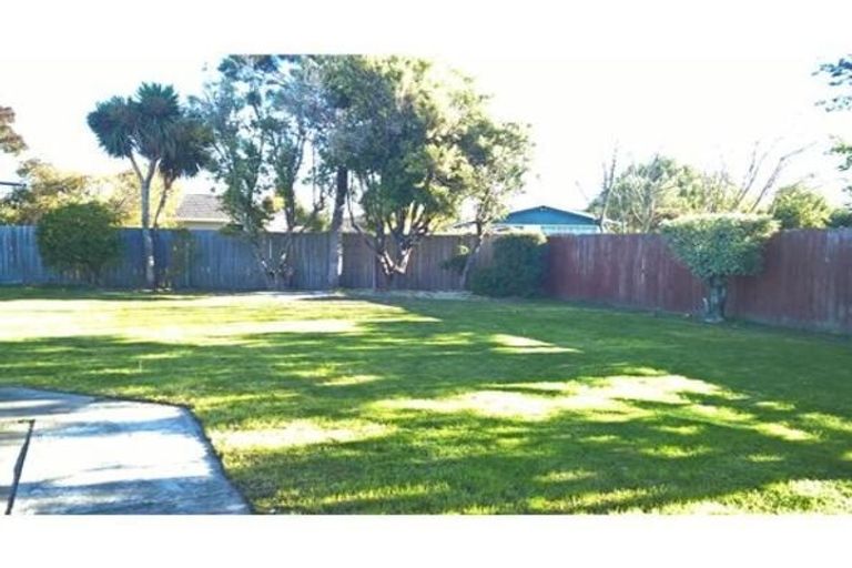 Photo of property in 27 Charles Upham Avenue, Hillmorton, Christchurch, 8025