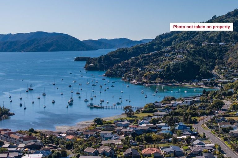 Photo of property in 21 Captains Close, Waikawa, Picton, 7220