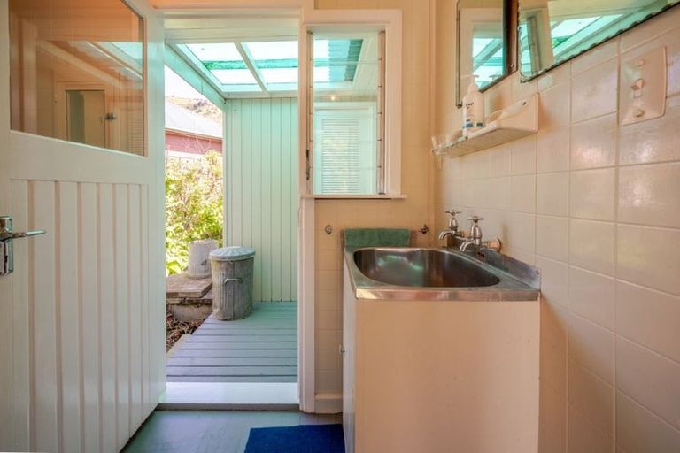 Photo of property in 7 Factory Road, Little Akaloa, 7583