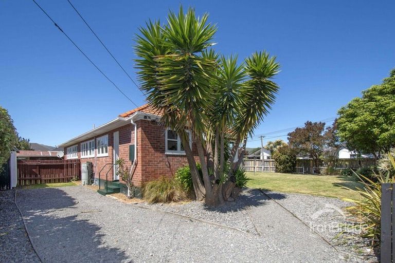 Photo of property in 1 Hobson Street, Woolston, Christchurch, 8023
