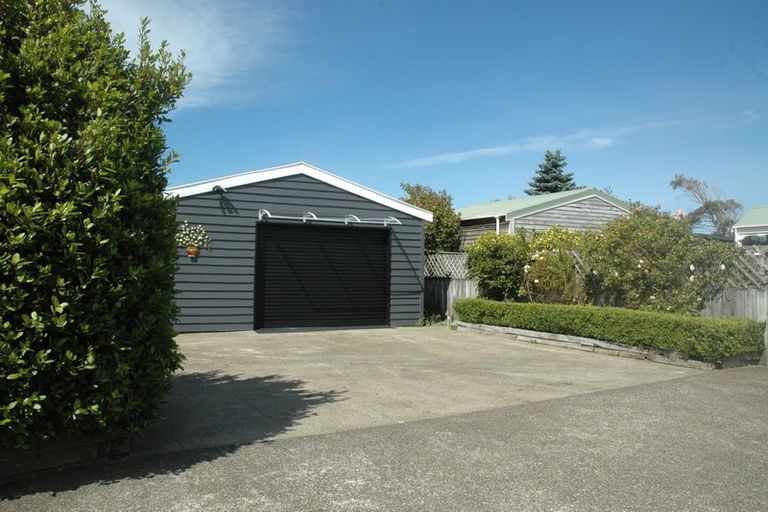 Photo of property in 37 Avenal Street, Avenal, Invercargill, 9810
