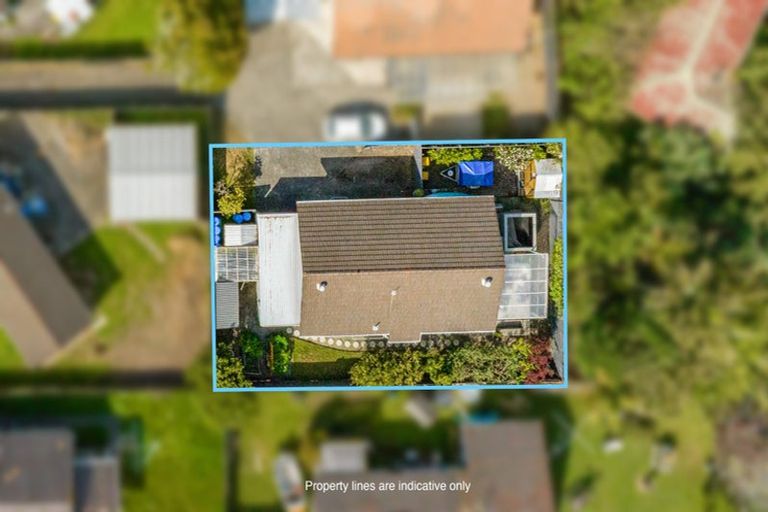 Photo of property in 39 Solar Road, Glen Eden, Auckland, 0602