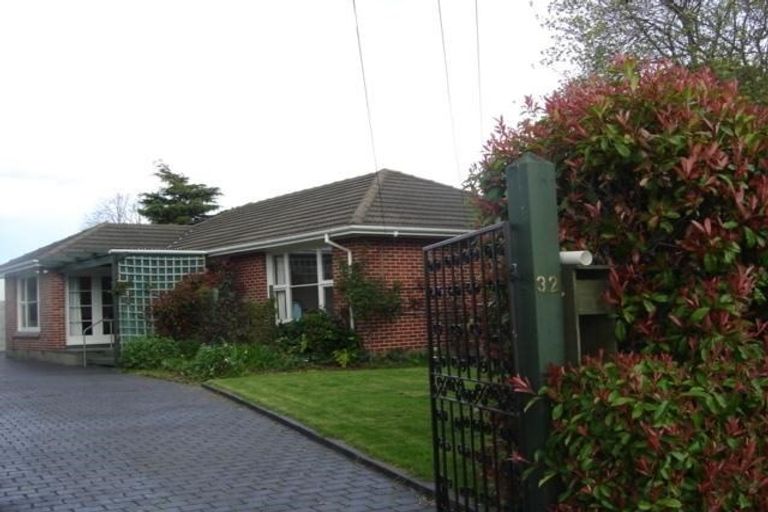 Photo of property in 32 Flower Street, Bryndwr, Christchurch, 8053