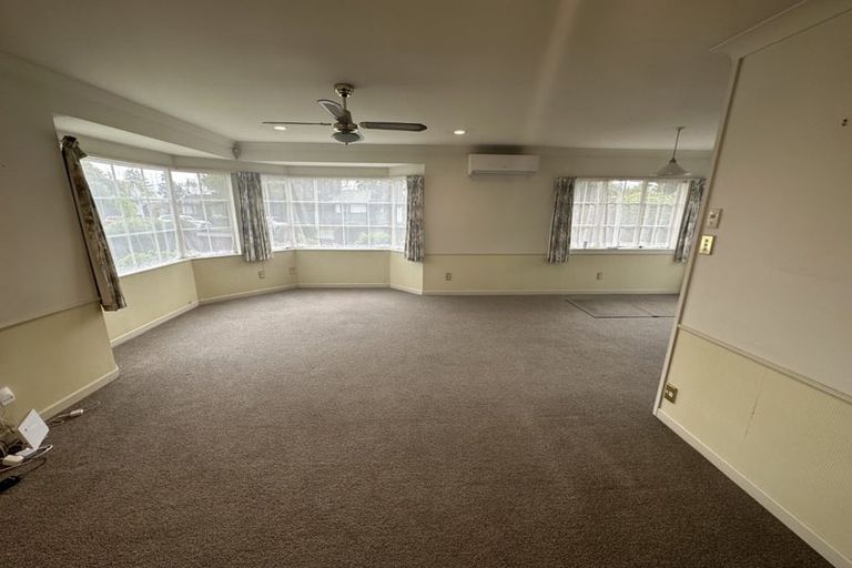 Photo of property in 2 Alpha Street, Papakura, 2110