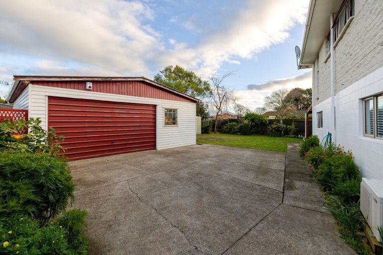Photo of property in 17 Lane Place, Awapuni, Palmerston North, 4412