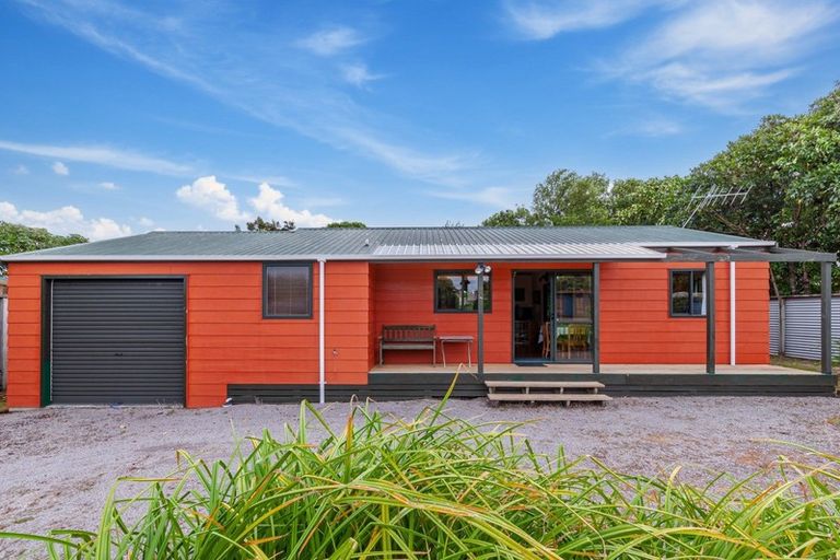 Photo of property in 13 Te Waaka Terrace, Kuratau, Turangi, 3381