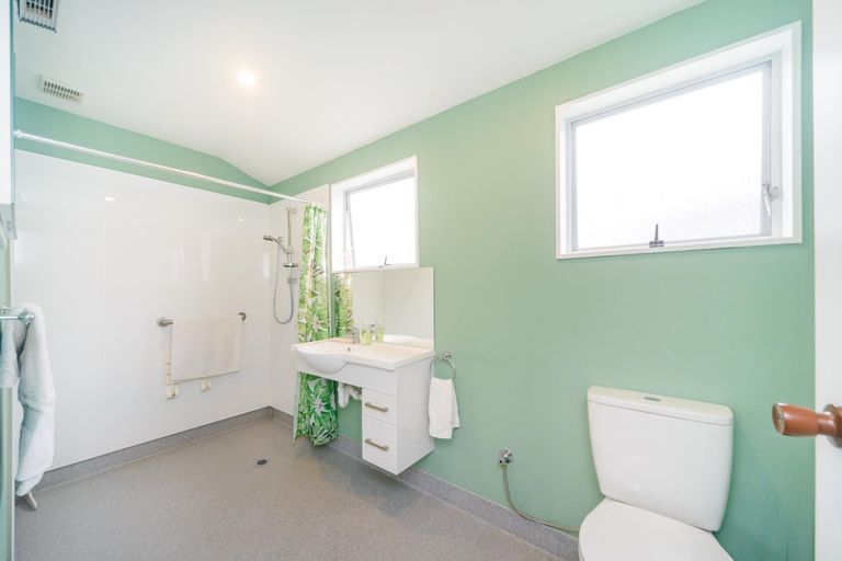 Photo of property in 101d Church Street, West End, Palmerston North, 4412