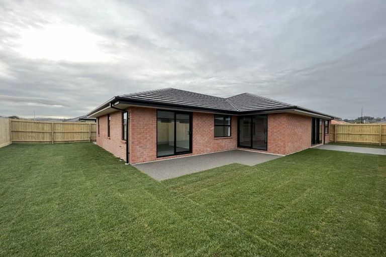 Photo of property in 14 Ned Place, Halswell, Christchurch, 8025