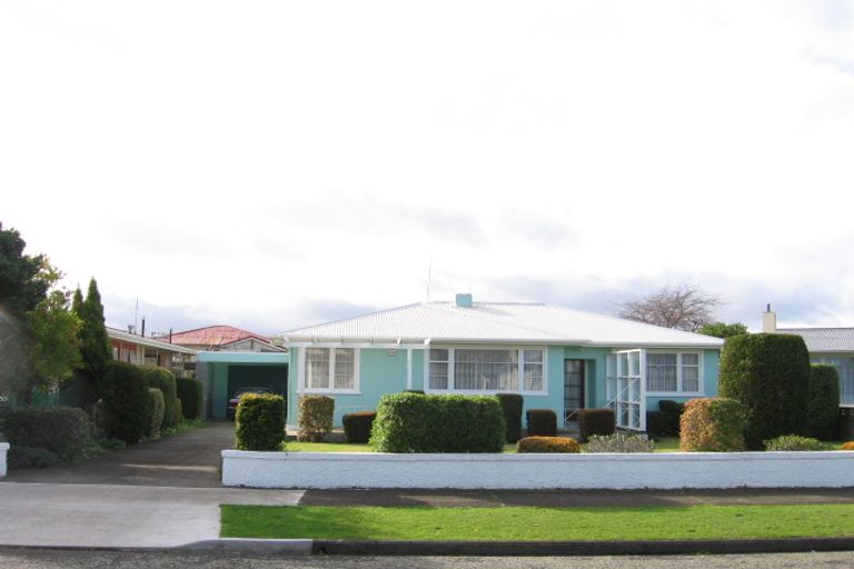 Photo of property in 19 Richmond Avenue, Takaro, Palmerston North, 4410