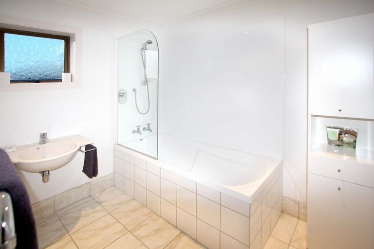 Photo of property in 19 Hood Crescent, Arrowtown, 9302