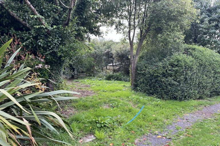 Photo of property in 1 Pitt Street, Waitati, 9085