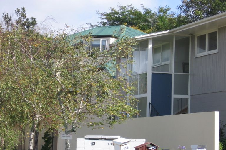 Photo of property in 2/15 Garmons Way, Castor Bay, Auckland, 0620