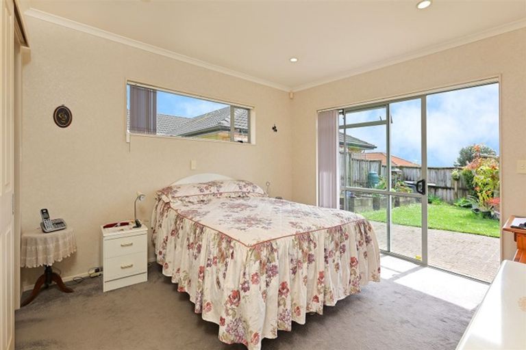 Photo of property in 5 Somerton Rise, Henderson, Auckland, 0612