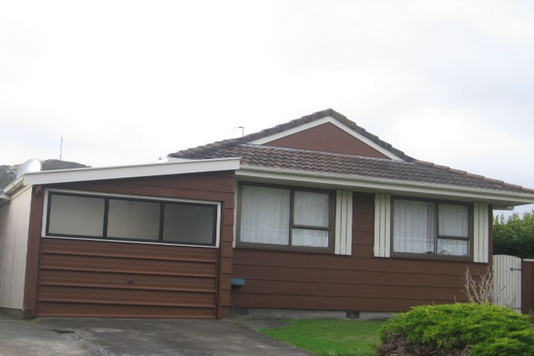 Photo of property in 35a Latitude Close, Whitby, Porirua, 5024