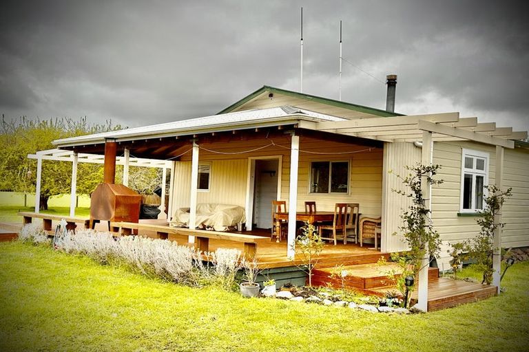 Photo of property in 587 Gladstone Road, Gladstone, Carterton, 5792