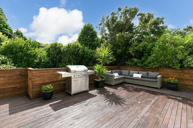 Photo of property in 35a Mandalay Terrace, Khandallah, Wellington, 6035