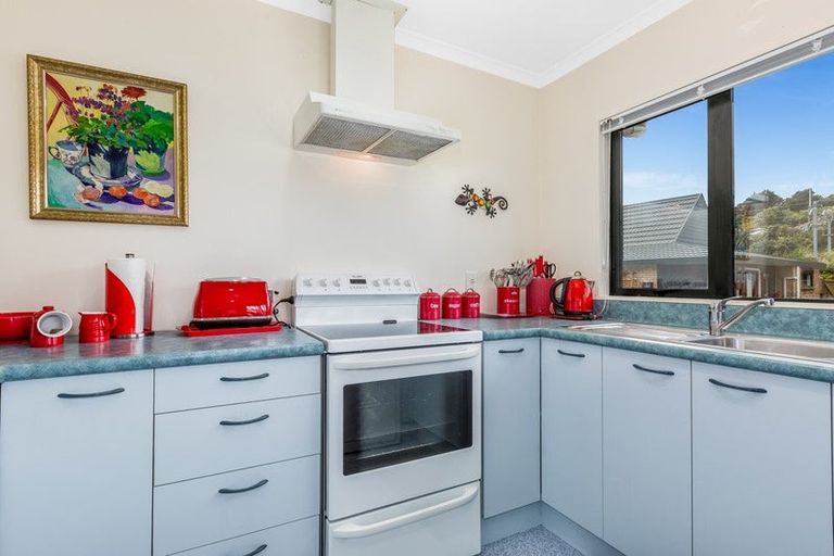 Photo of property in Redwood Village, 2/42 Main Road, Tawa, Wellington, 5028