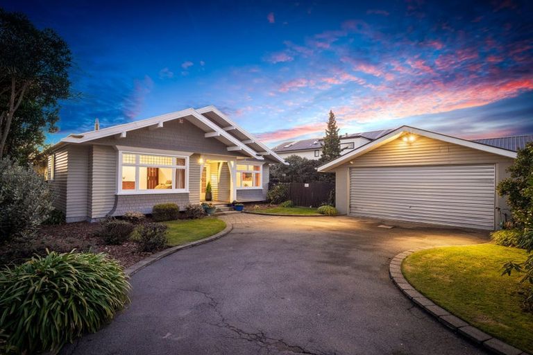 Photo of property in 36 Tui Street, Fendalton, Christchurch, 8041