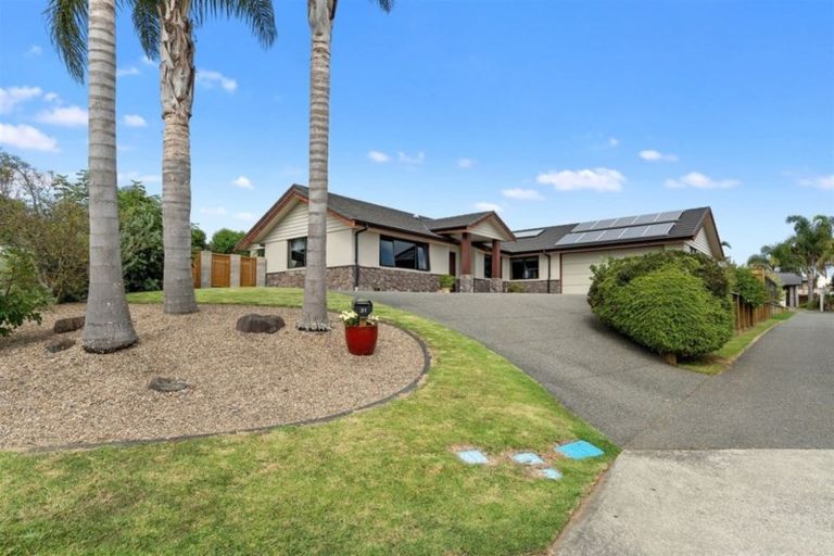 Photo of property in 31 Brackenburn Drive, Ohauiti, Tauranga, 3112