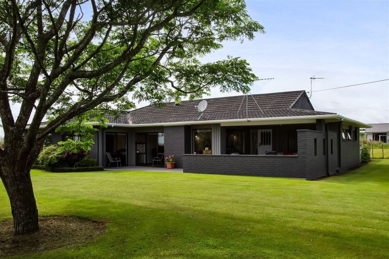 Photo of property in 131 Waitara Road, Brixton, Waitara, 4382