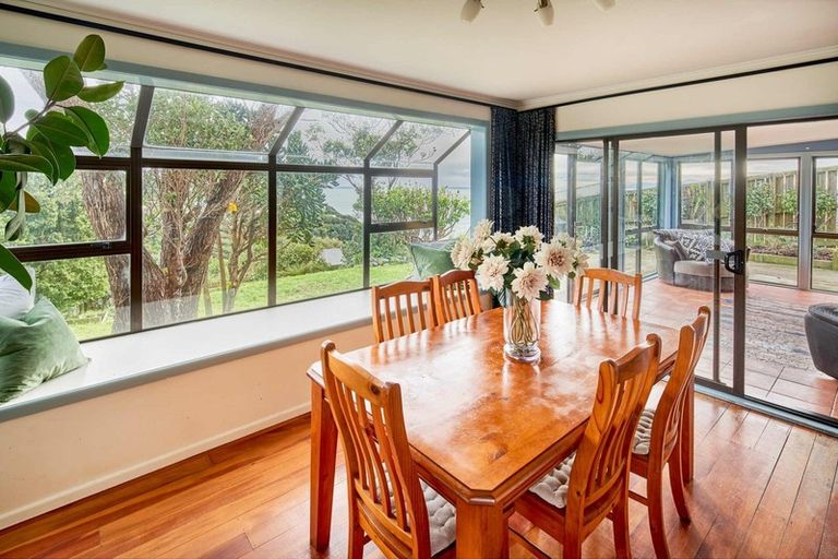 Photo of property in 17 Haunui Road, Pukerua Bay, 5026