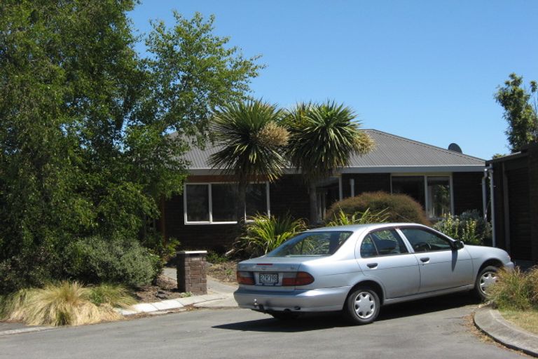 Photo of property in 8 Aberfoyle Place, Parklands, Christchurch, 8083