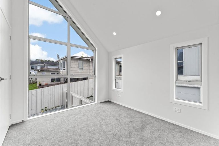 Photo of property in 10b Clensmore Place, Torbay, Auckland, 0630