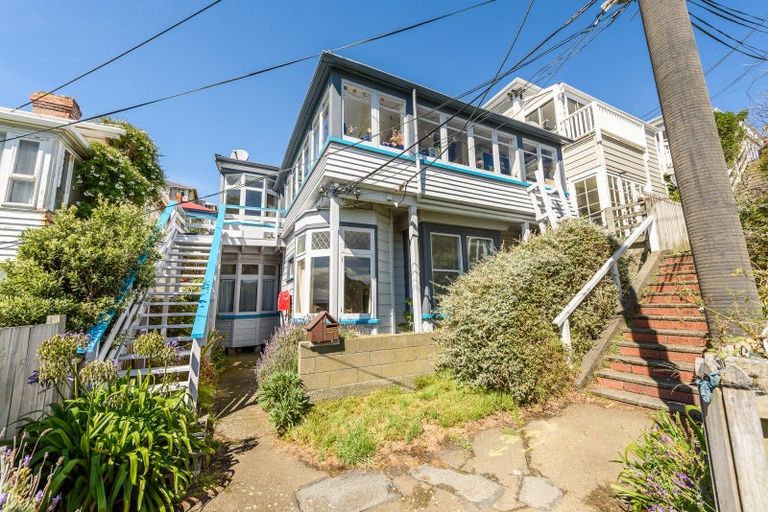 Photo of property in 14 Prince Street, Mount Victoria, Wellington, 6011