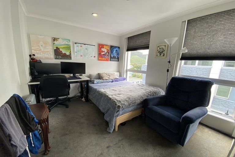 Photo of property in Terrace Heights Apartments, 14d/163 The Terrace, Wellington Central, Wellington, 6011