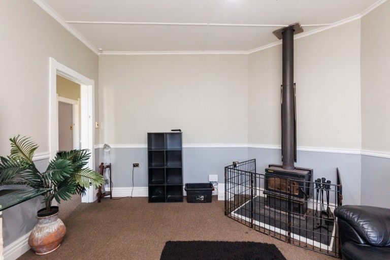 Photo of property in 2 Willis Street, Marton, 4710