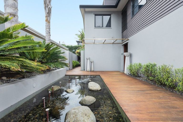 Photo of property in 43 Oceanbeach Road, Mount Maunganui, 3116