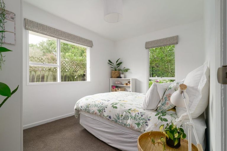 Photo of property in 107 Lowry Avenue, Redwood, Christchurch, 8051