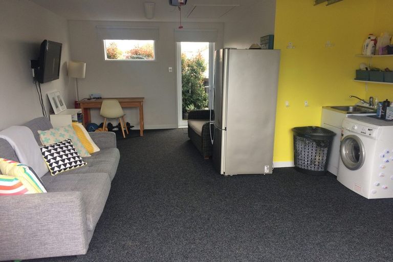 Photo of property in 1/97 Beresford Street, Bayswater, Auckland, 0622
