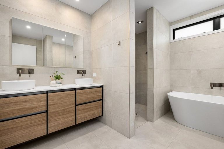 Photo of property in 123 Lakes Boulevard, Pyes Pa, Tauranga, 3112