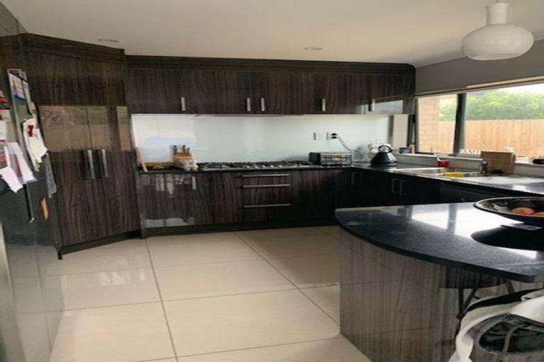 Photo of property in 31a Rosier Road, Glen Eden, Auckland, 0602