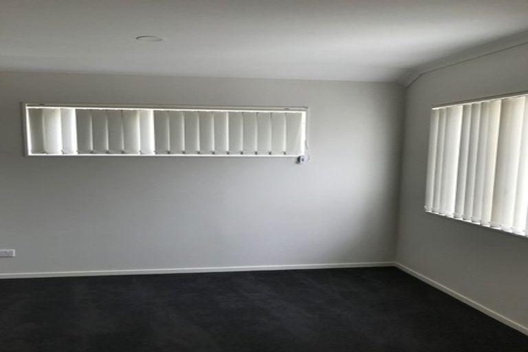 Photo of property in 13 Koko Mews, Mangere Bridge, Auckland, 2022
