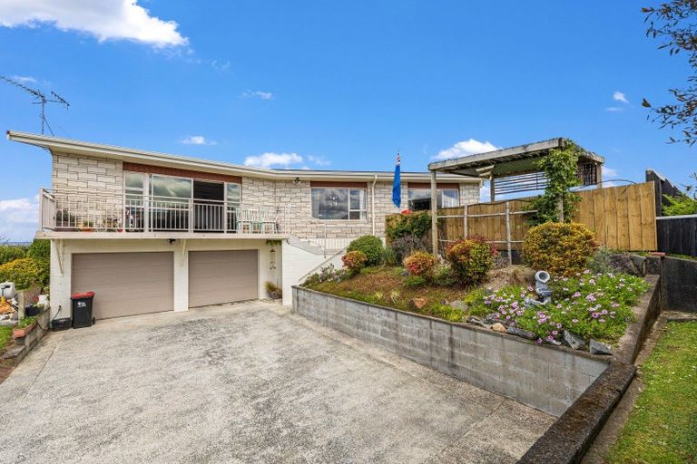 Photo of property in 24 Hillcrest Street, Tirau, 3410