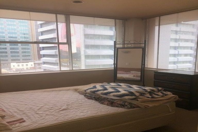 Photo of property in Terrace Tower Apartments, 5b/126 The Terrace, Wellington Central, Wellington, 6011