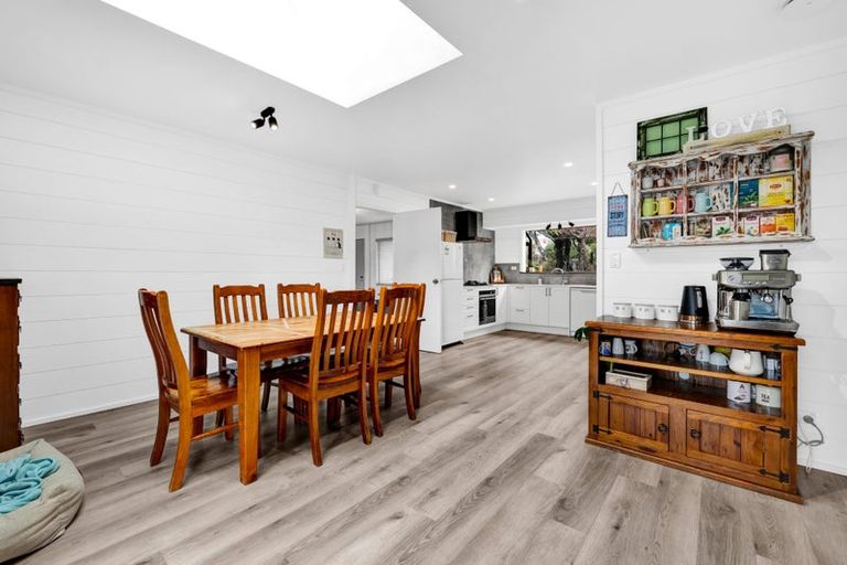 Photo of property in 23b Veale Road, Frankleigh Park, New Plymouth, 4310