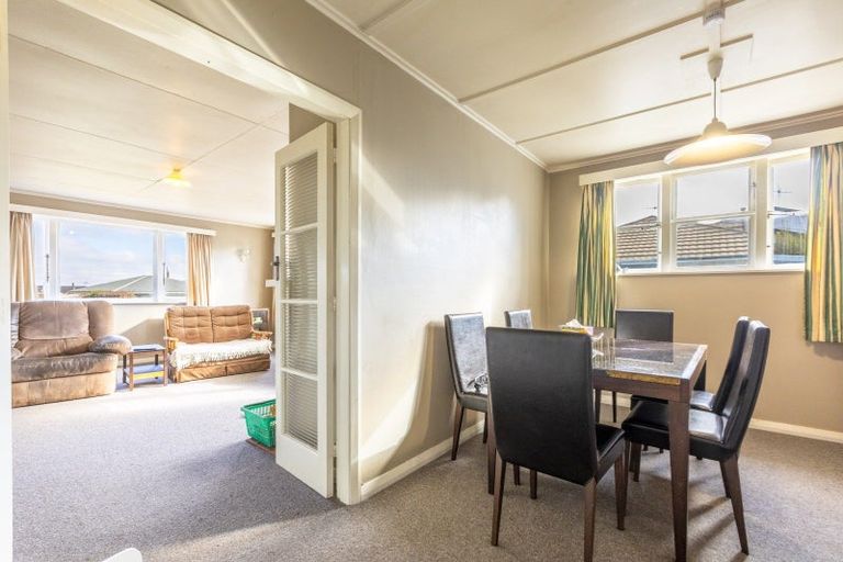 Photo of property in 2 Nelson Street, Waipukurau, 4200