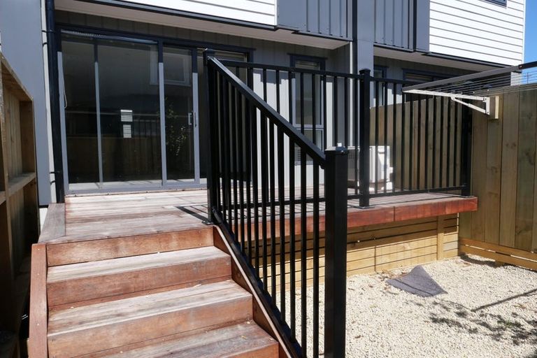 Photo of property in 4/7 Bertram Grove, Naenae, Lower Hutt, 5011