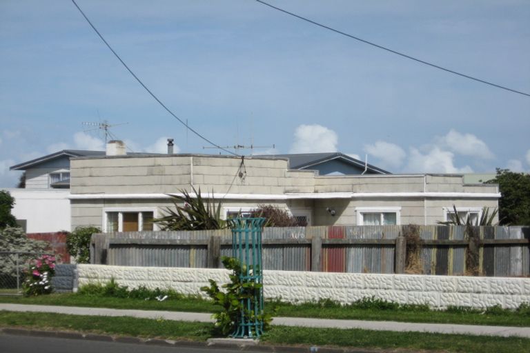 Photo of property in 101 Cornfoot Street, Castlecliff, Whanganui, 4501