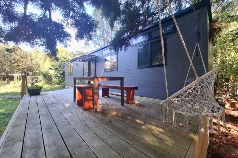 Photo of property in 9a Beaumont Crescent, Frankleigh Park, New Plymouth, 4310