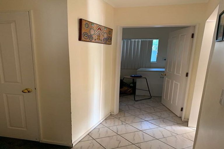 Photo of property in 12 Renata Road, Otaki, 5512