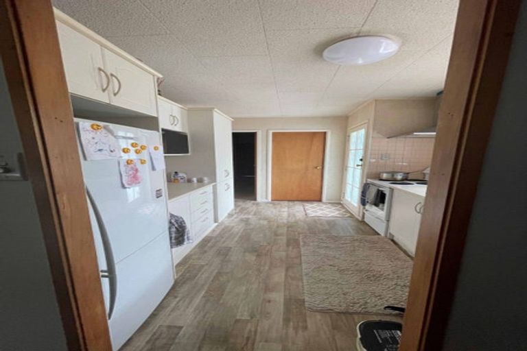 Photo of property in 17 Highland Park Drive, Highland Park, Auckland, 2010