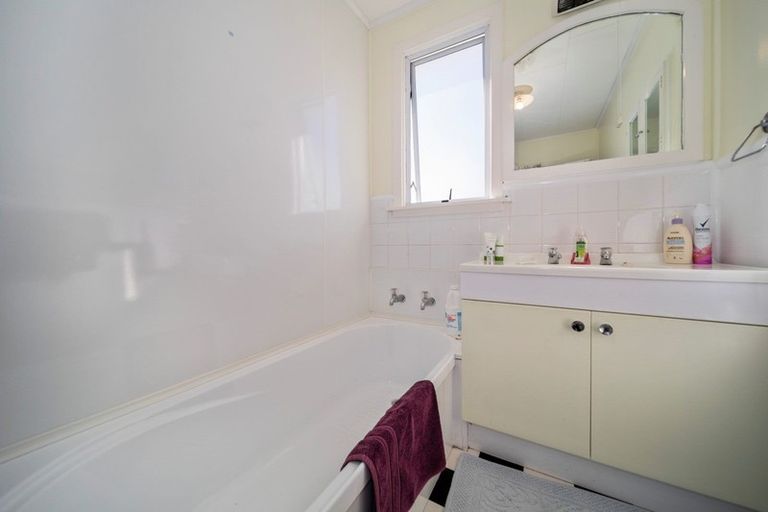 Photo of property in 13 Hori Street, Vogeltown, New Plymouth, 4310