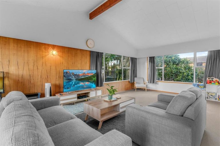 Photo of property in 15 Camellia Avenue, Ruakaka, 0116